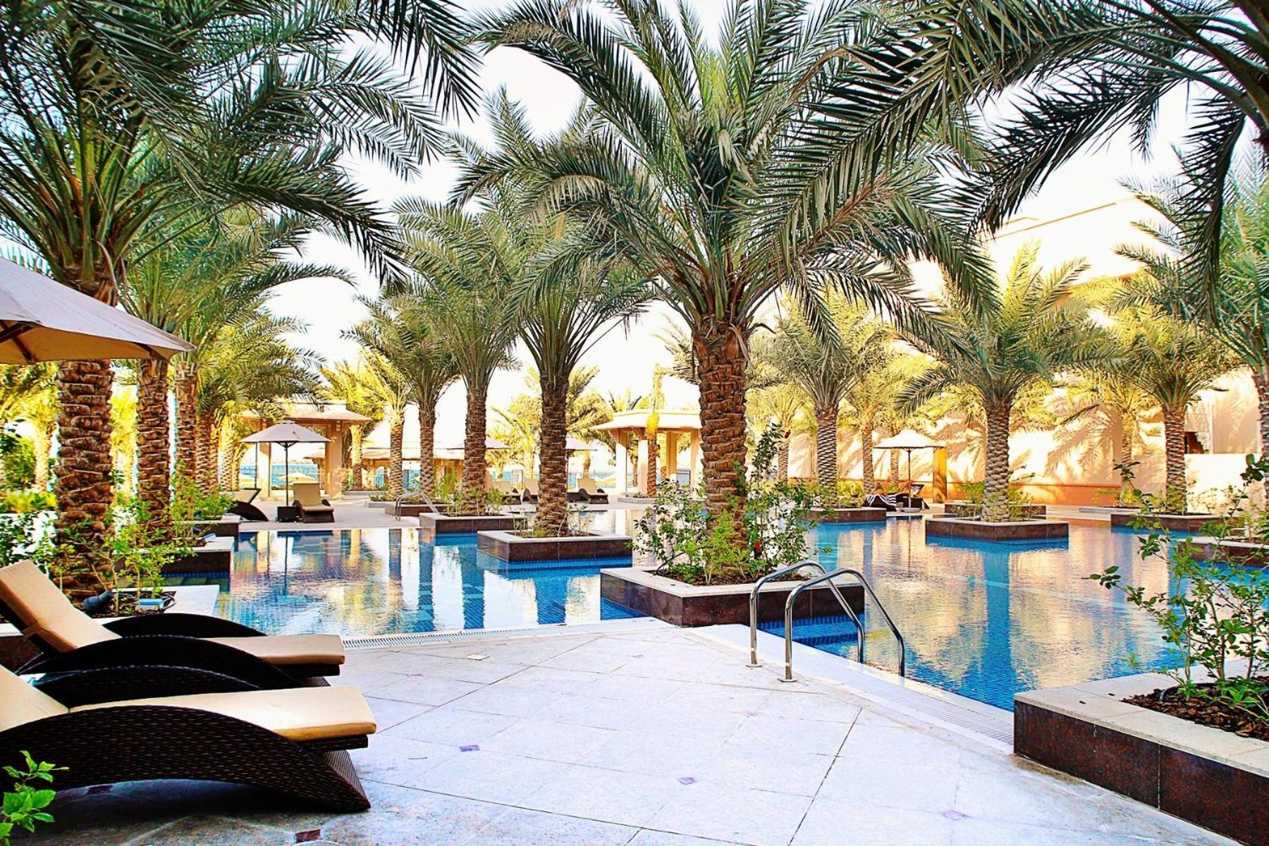 دبليو دبي, النخلة منتجع 5*