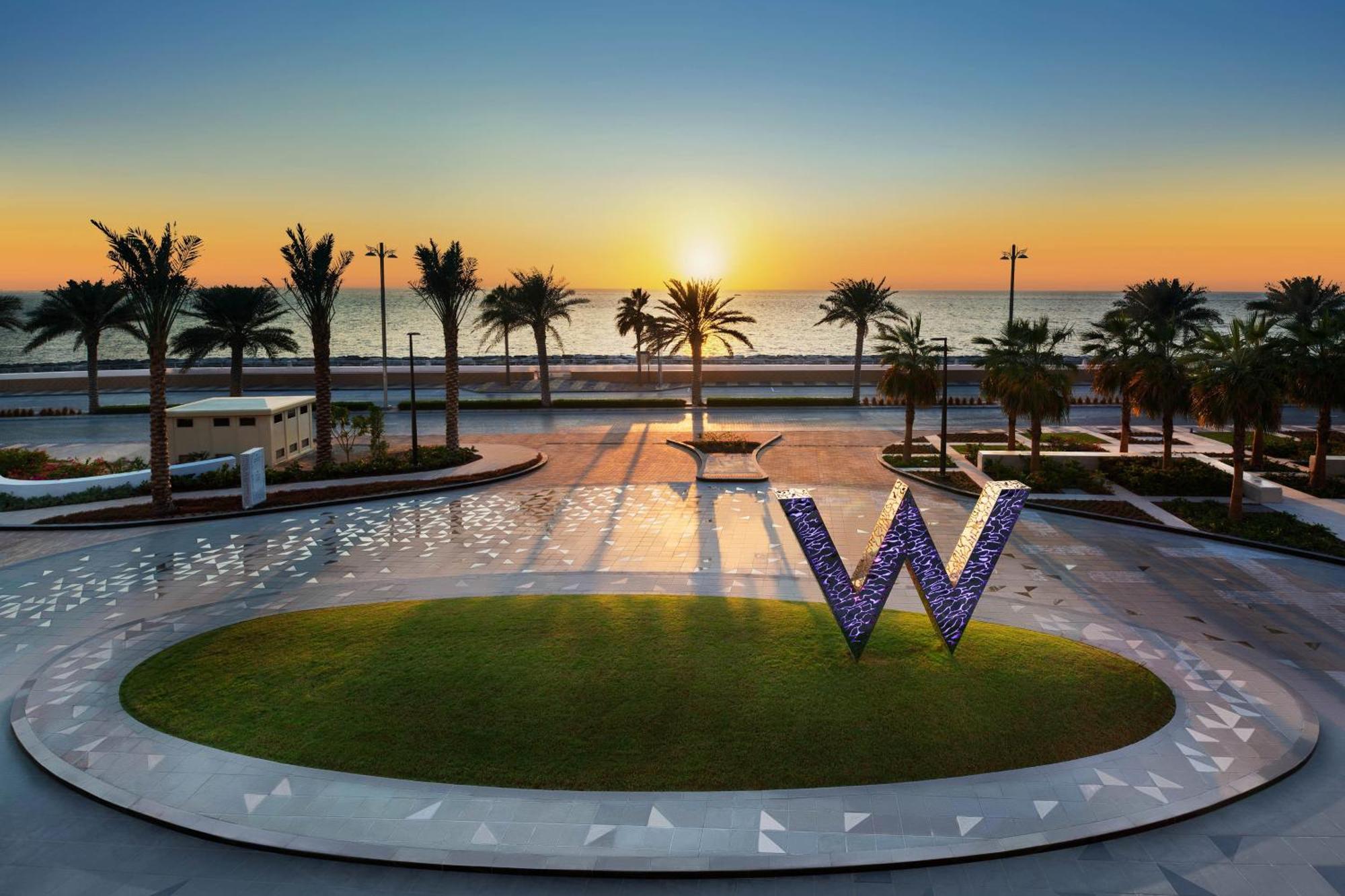Курортный комплекс W - The Palm 5*
